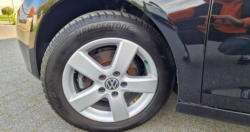 Volkswagen Golf cena 24999 przebieg: 201000, rok produkcji 2011 z Frampol małe 667